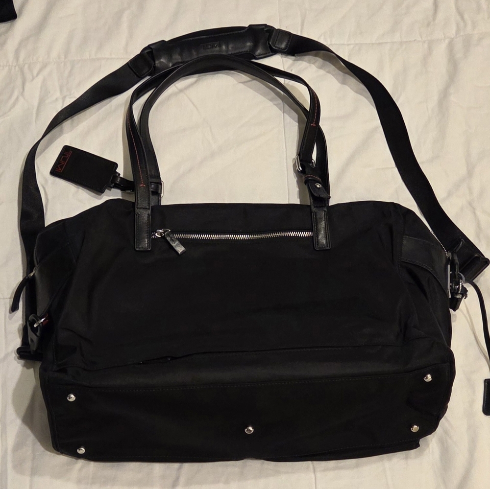 Tumi black weekender travel satchel - Picture 8 of 10